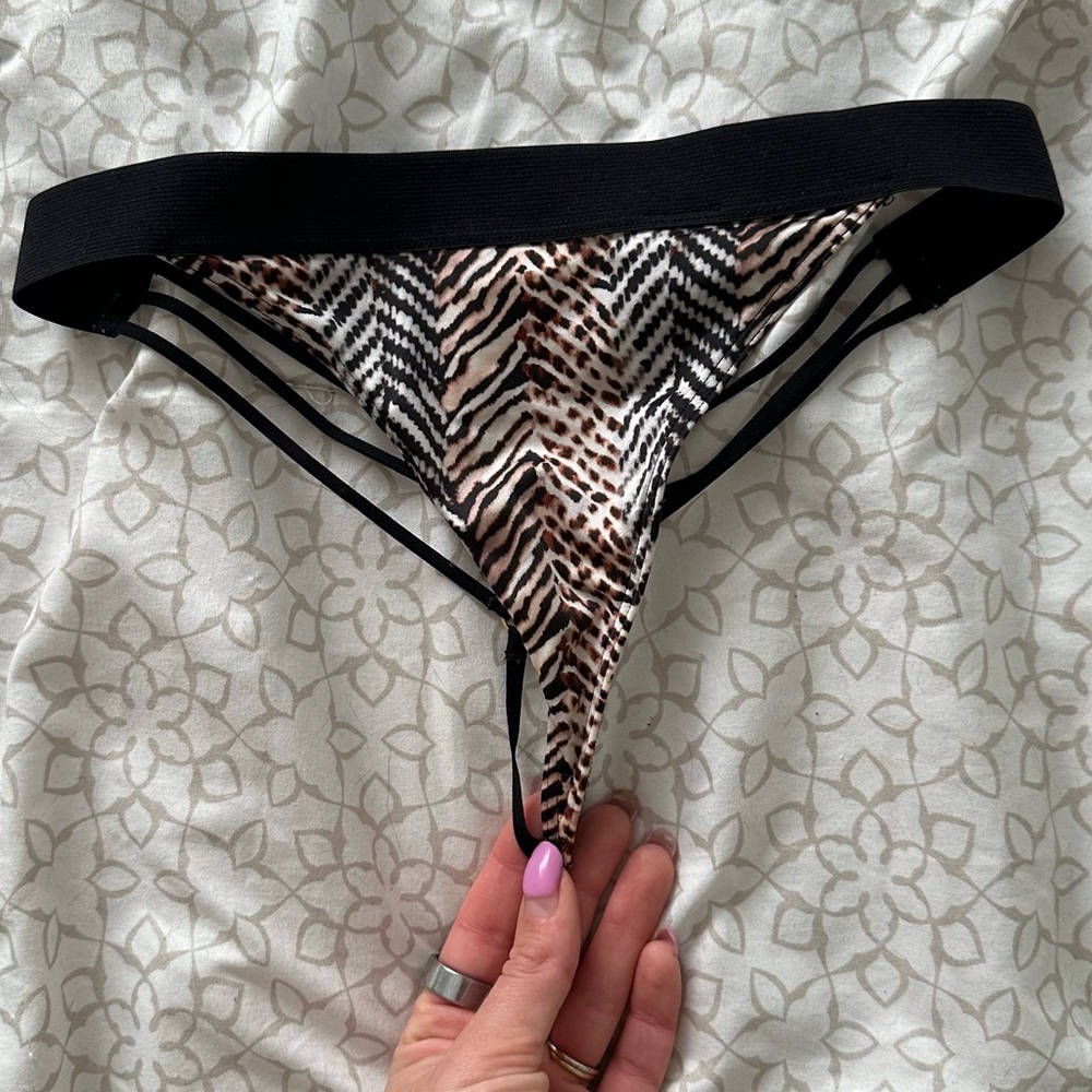 Victoria secret panties thongs